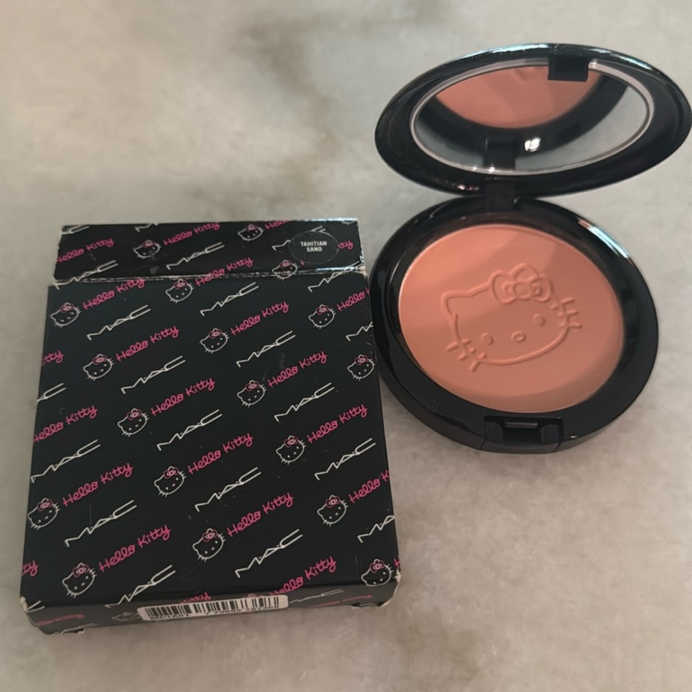 MAC Cosmetics Hello Kitty